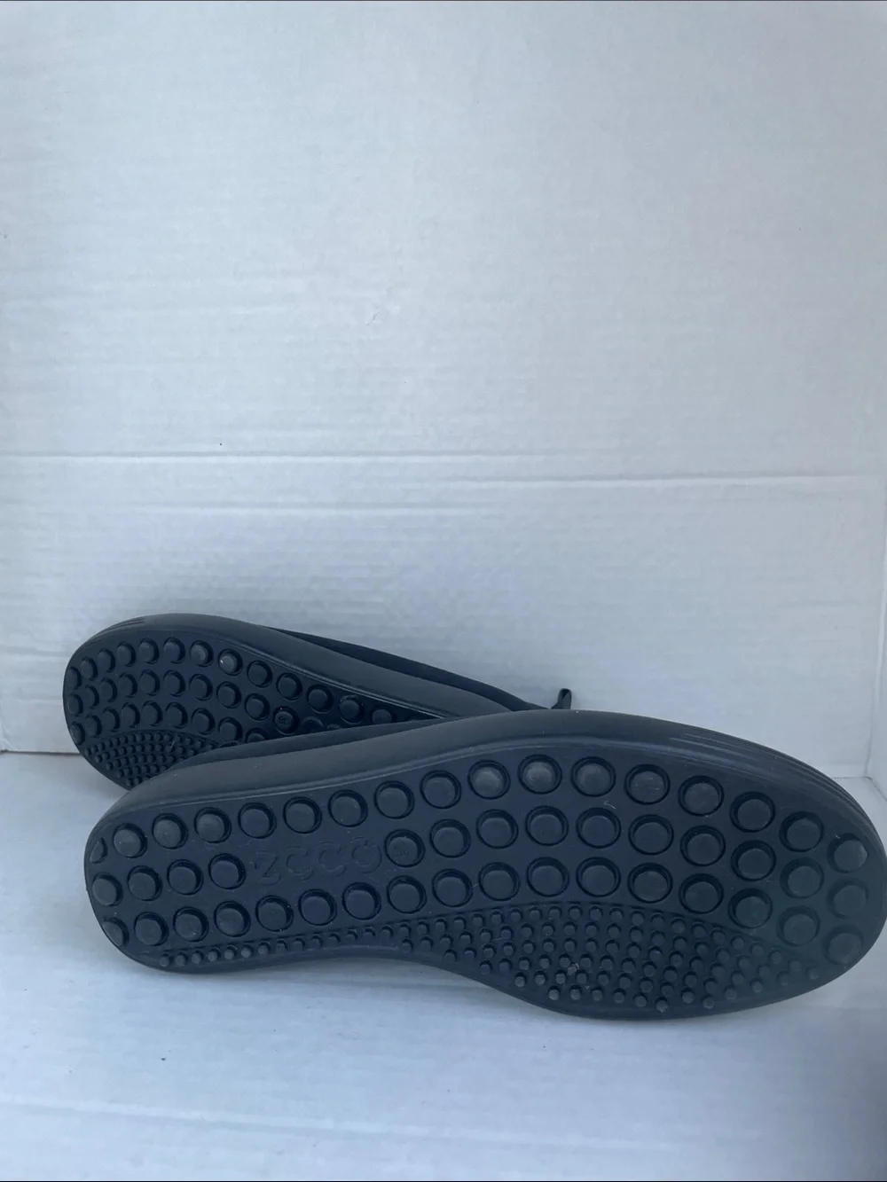 Ecco Black Slip-On Women's Sneakers